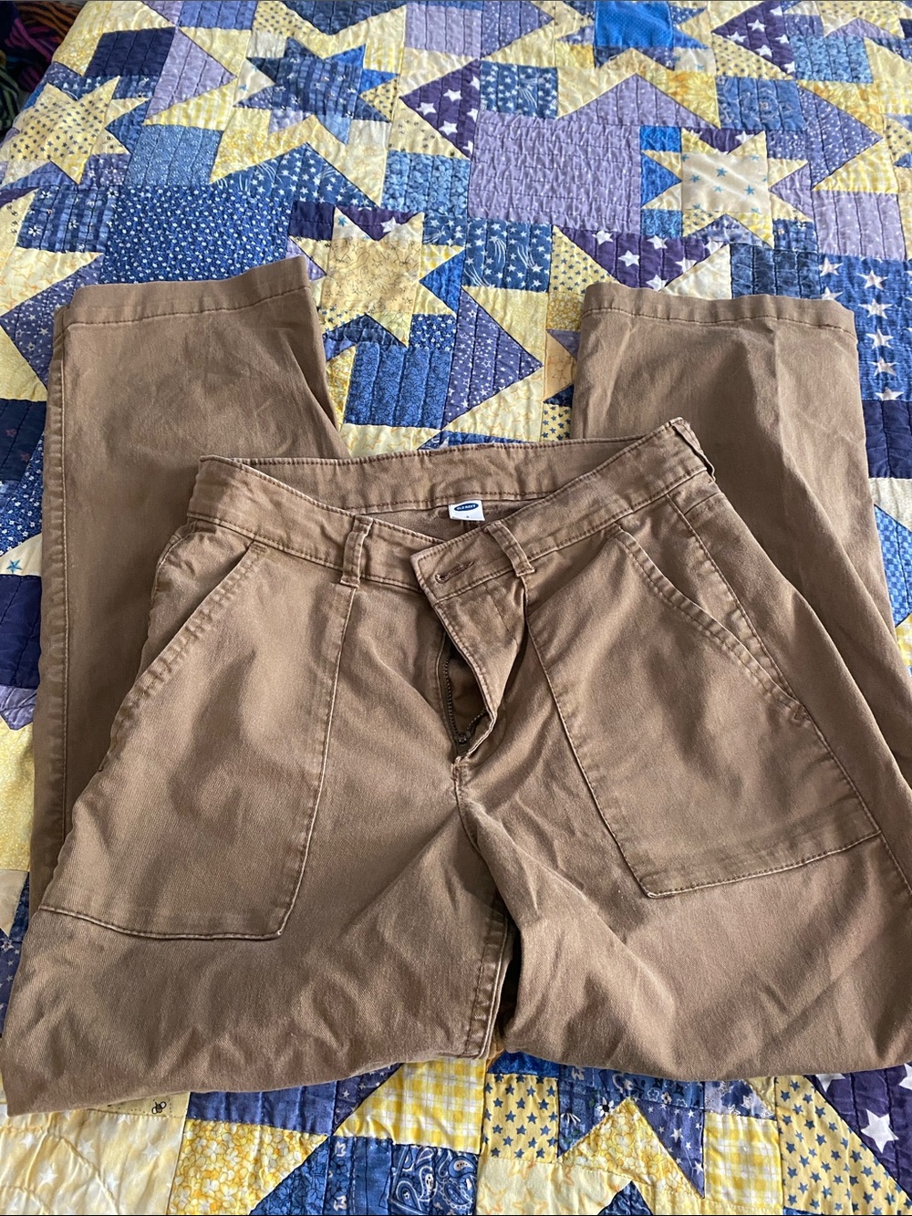 Women’s Old Navy Cargo pants - Brown
#cargo #oldnavy